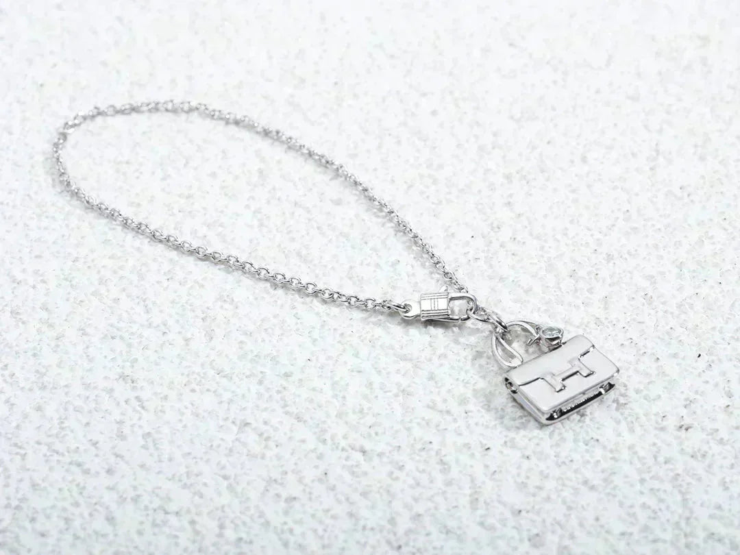 [Stars Jewelry]AMULETTE PEDANT SILVER NECKLACE