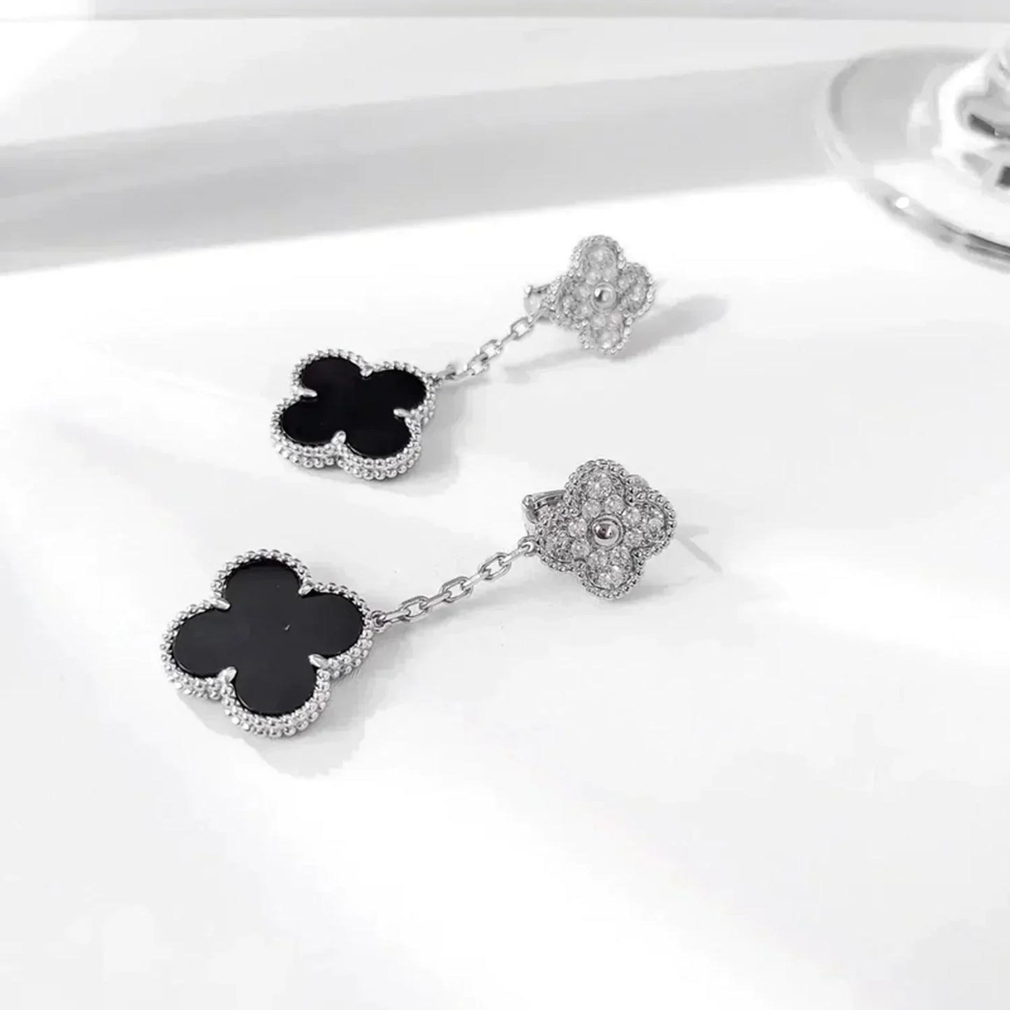 [Stars Jewelry]CLOVER 2 MOTIFS  DIAMOND ONYX EARRINGS SILVER