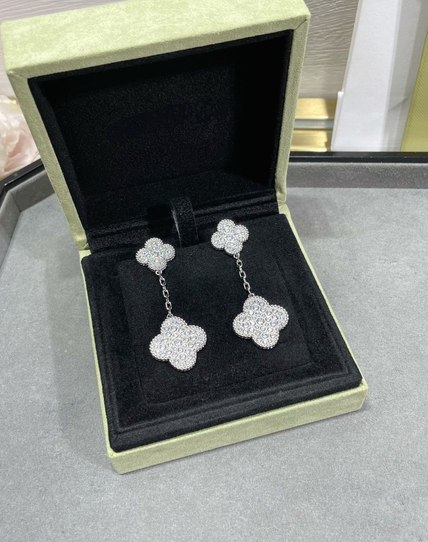 [Stars Jewelry]CLOVER 2 MOTIFS DIAMOND PAVED SILVER EARRINGS
