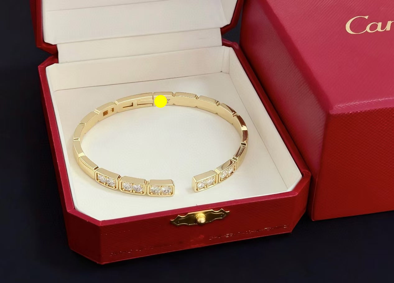 [Stars Jewelry jewelrys]LOVE DIAMOND OPEN  BRACELET
